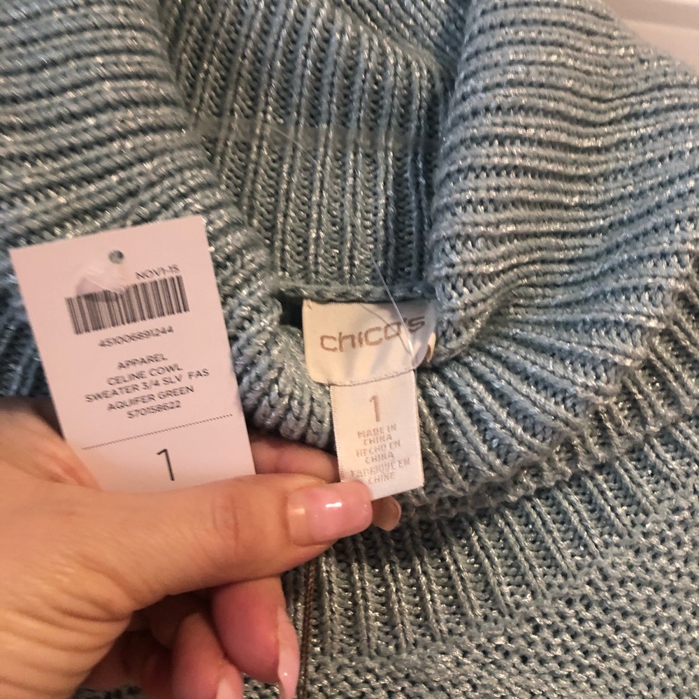 Chico’s size 1, Metallic Green sweater - Picture 3 of 4